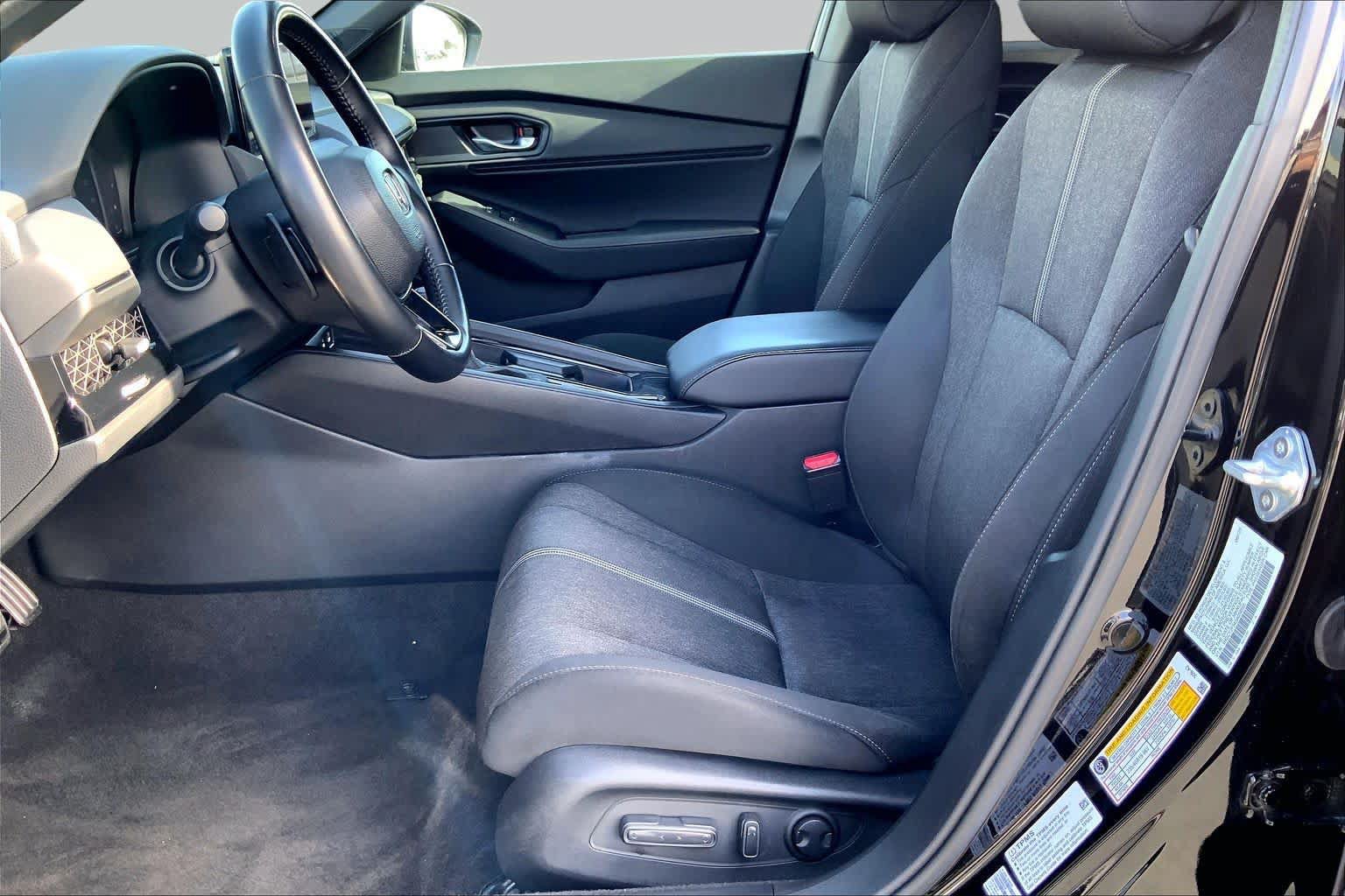 Used 2025 Honda Accord Sport image 7