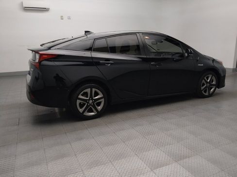 Used 2021 Toyota Prius XLE image 10