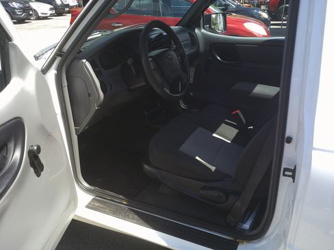 Used 2011 Ford Ranger XL RWD image 9