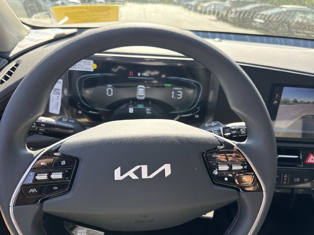 New 2026 Kia Niro LX FWD image 11