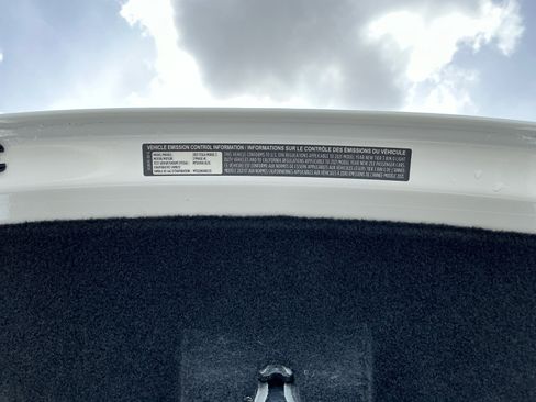 Used 2021 Tesla Model S Plaid AWD/4WD image 24