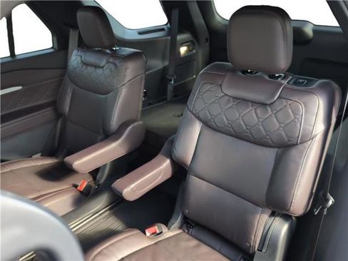 New 2026 Ford Explorer Platinum w/ LUX Leather Package image 13