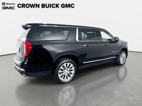 Certified 2024 GMC Yukon XL Denali w/ Advanced Technology Package AWD/4WD image 5