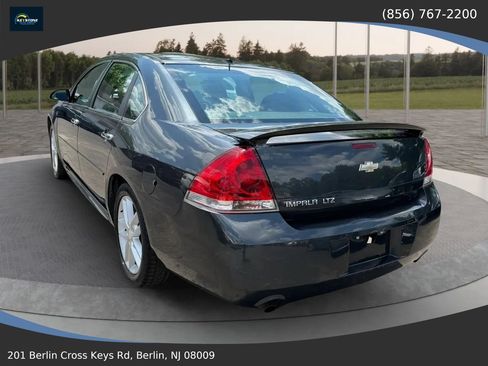 Used 2012 Chevrolet Impala LTZ FWD image 3