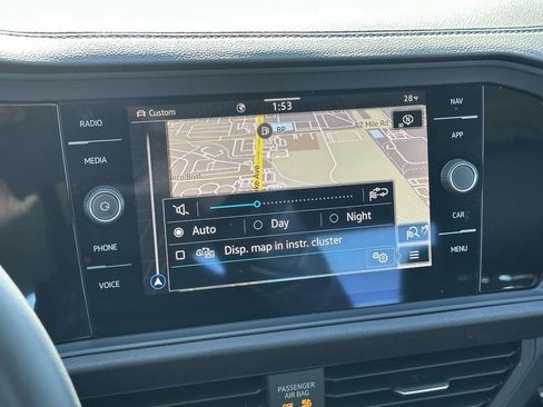 Certified 2022 Volkswagen Jetta SEL image 27