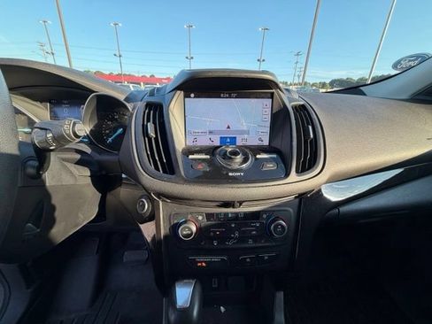Used 2017 Ford Escape Titanium AWD/4WD image 14