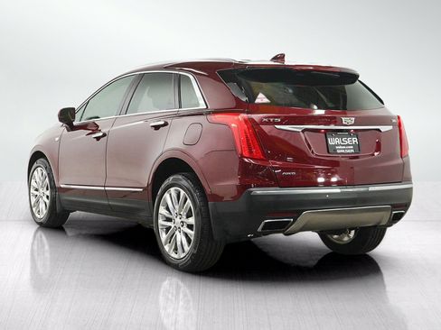 Used 2018 Cadillac XT5 Platinum AWD/4WD image 3