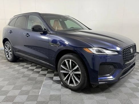 Used 2024 Jaguar F-PACE R-Dynamic S AWD/4WD image 8