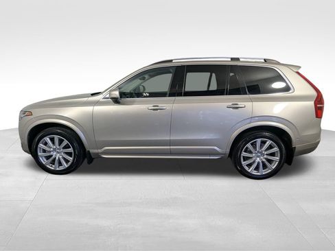 Used 2017 Volvo XC90 T6 Momentum w/ Vision Package AWD/4WD image 20