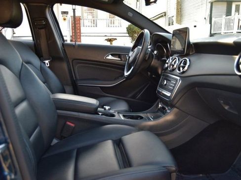 Used 2020 Mercedes-Benz GLA 250 4MATIC image 17