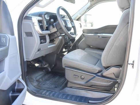 Used 2024 Ford F250 XLT w/ FX4 Off-Road Package image 2