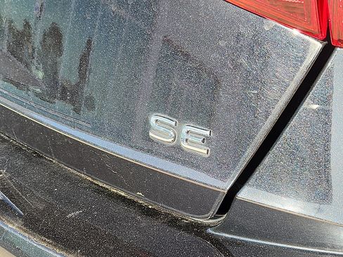 Certified 2025 Volkswagen Jetta SE FWD image 10