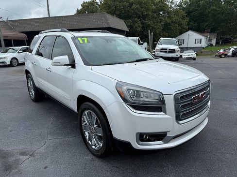 Used 2017 GMC Acadia Limited SLT FWD image 2