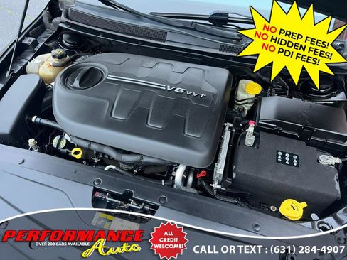 Used 2016 Chrysler 200 S w/ Navigation & Sound Group I image 30