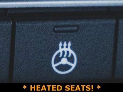 Used 2021 Nissan Sentra SR w/ SR Premium Package image 8