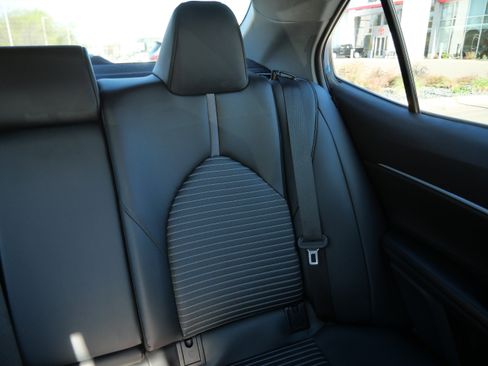 Certified 2024 Toyota Camry SE FWD image 15