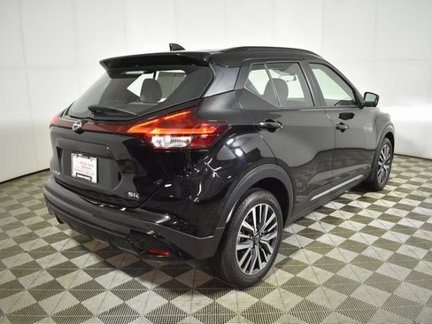 Certified 2024 Nissan Kicks SR w/ SR Premium Package image 4