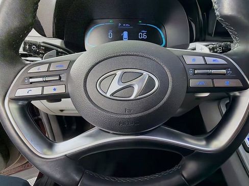 Used 2025 Hyundai Palisade SEL FWD image 13