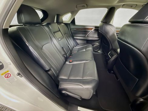 Used 2016 Lexus RX 350 FWD w/ Premium Package image 29