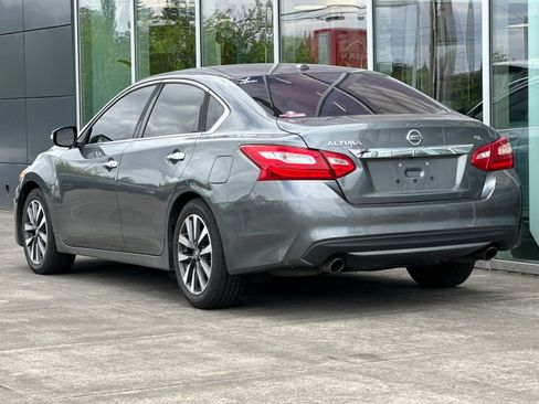 Used 2017 Nissan Altima 2.5 SL FWD image 5
