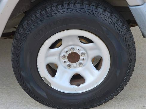 Used 2000 Jeep Cherokee Sport AWD/4WD image 24