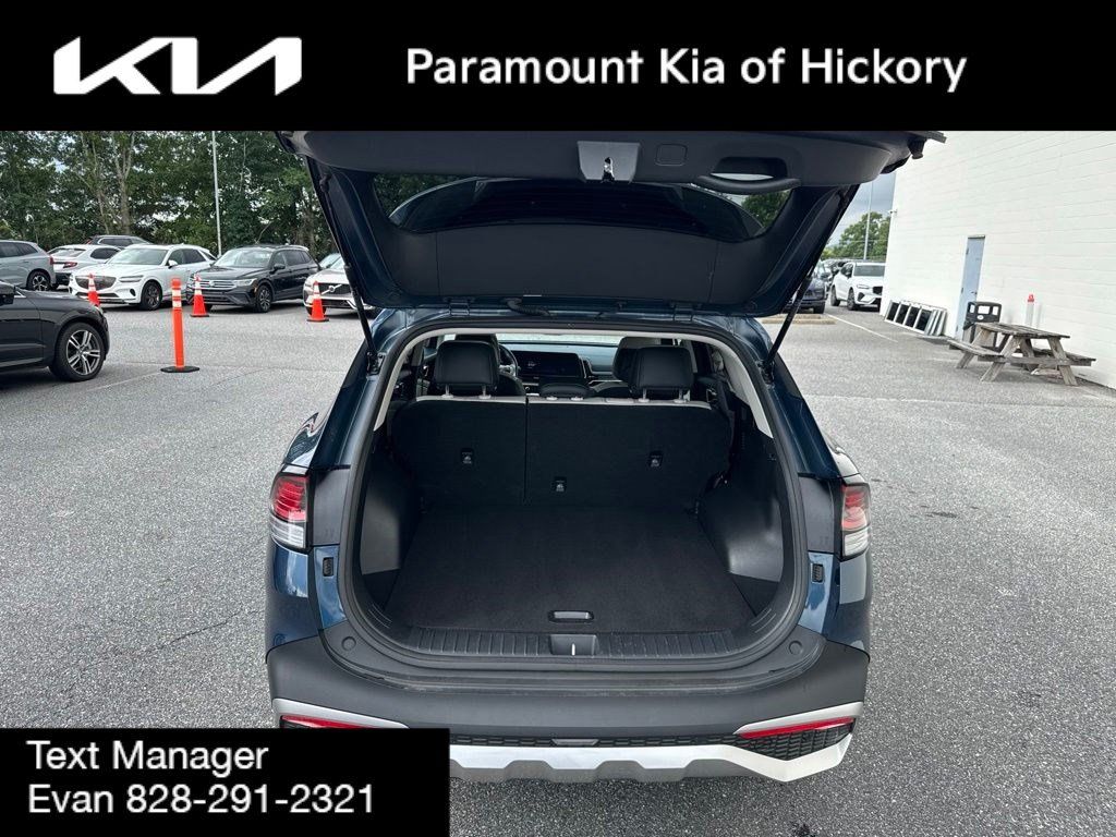 Used 2023 Kia Sportage EX AWD/4WD image 10