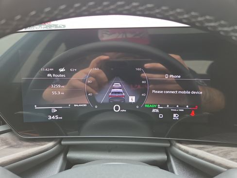 Used 2025 Audi Q5 Premium Plus w/ Premium Plus image 14