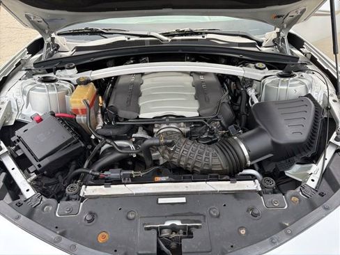 Used 2019 Chevrolet Camaro SS image 40