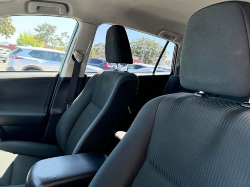 Used 2018 Toyota RAV4 LE w/ All Weather Liner Package FWD image 13