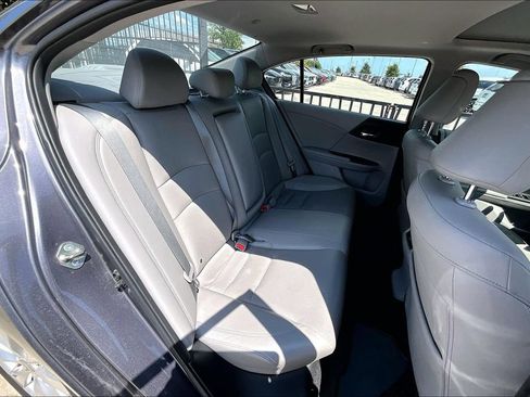 Used 2015 Honda Accord EX-L image 32