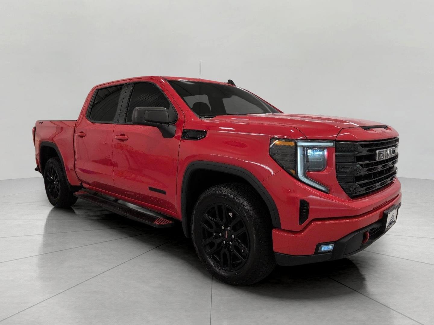 Used 2024 GMC Sierra 1500 Elevation AWD/4WD image 28