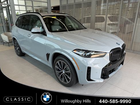New 2026 BMW X5 xDrive50e w/ M Sport Package AWD/4WD image 1