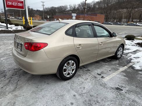 Used 2010 Hyundai Elantra GLS image 5