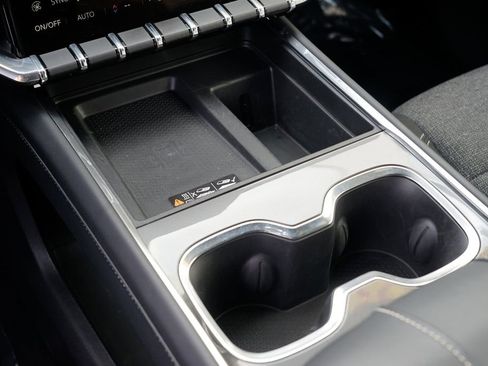 Certified 2025 GMC Acadia Elevation image 24