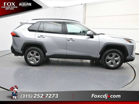 Used 2024 Toyota RAV4 XLE w/ Convenience Package AWD/4WD image 17