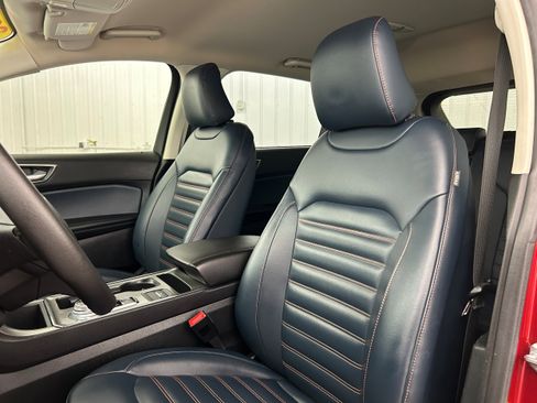 Used 2022 Ford Edge SEL w/ Sport Appearance Package AWD/4WD image 24