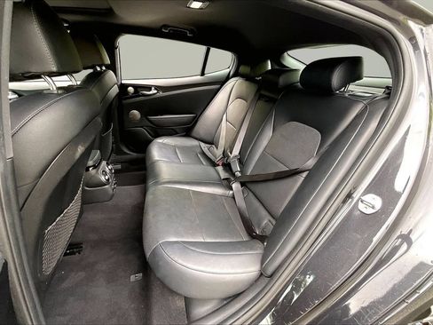 Used 2020 Kia Stinger GT-Line w/ Sun & Sound Package RWD image 23
