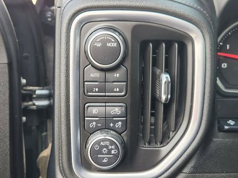 Used 2020 Chevrolet Silverado 2500 LTZ w/ LTZ Texas Edition AWD/4WD image 19