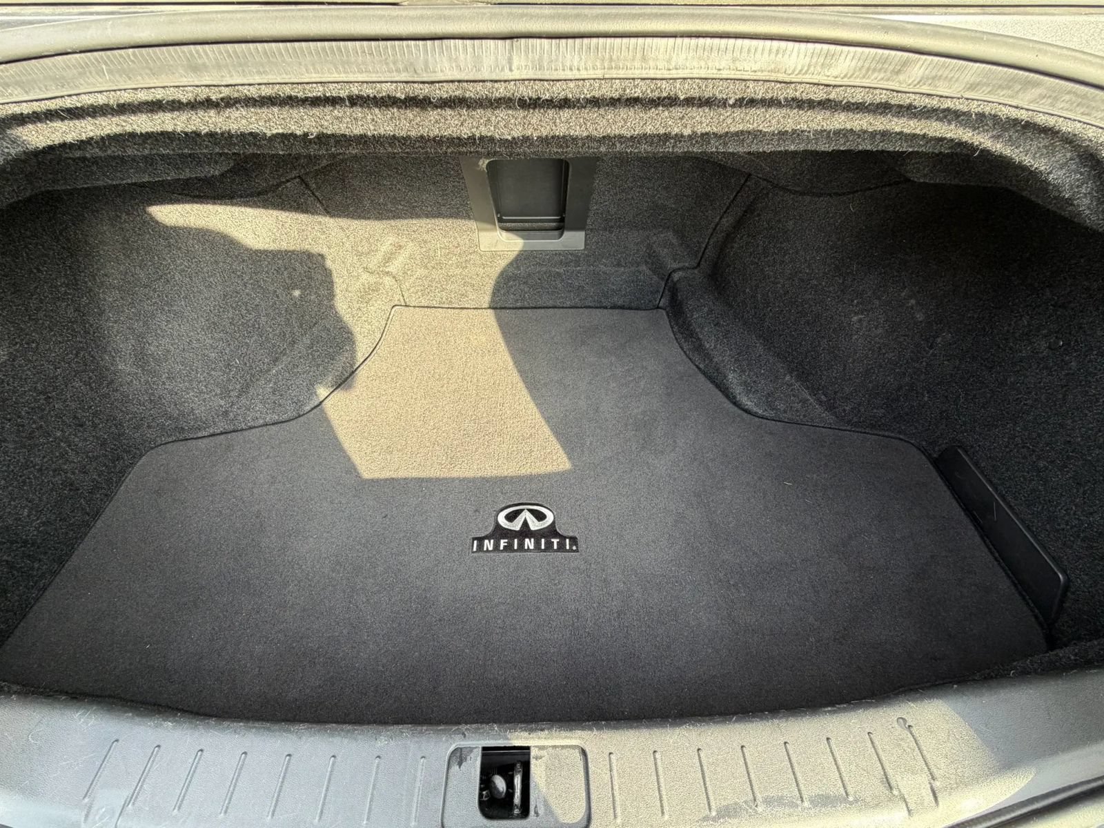 Used 2017 INFINITI Q70 L 3.7 AWD/4WD image 29