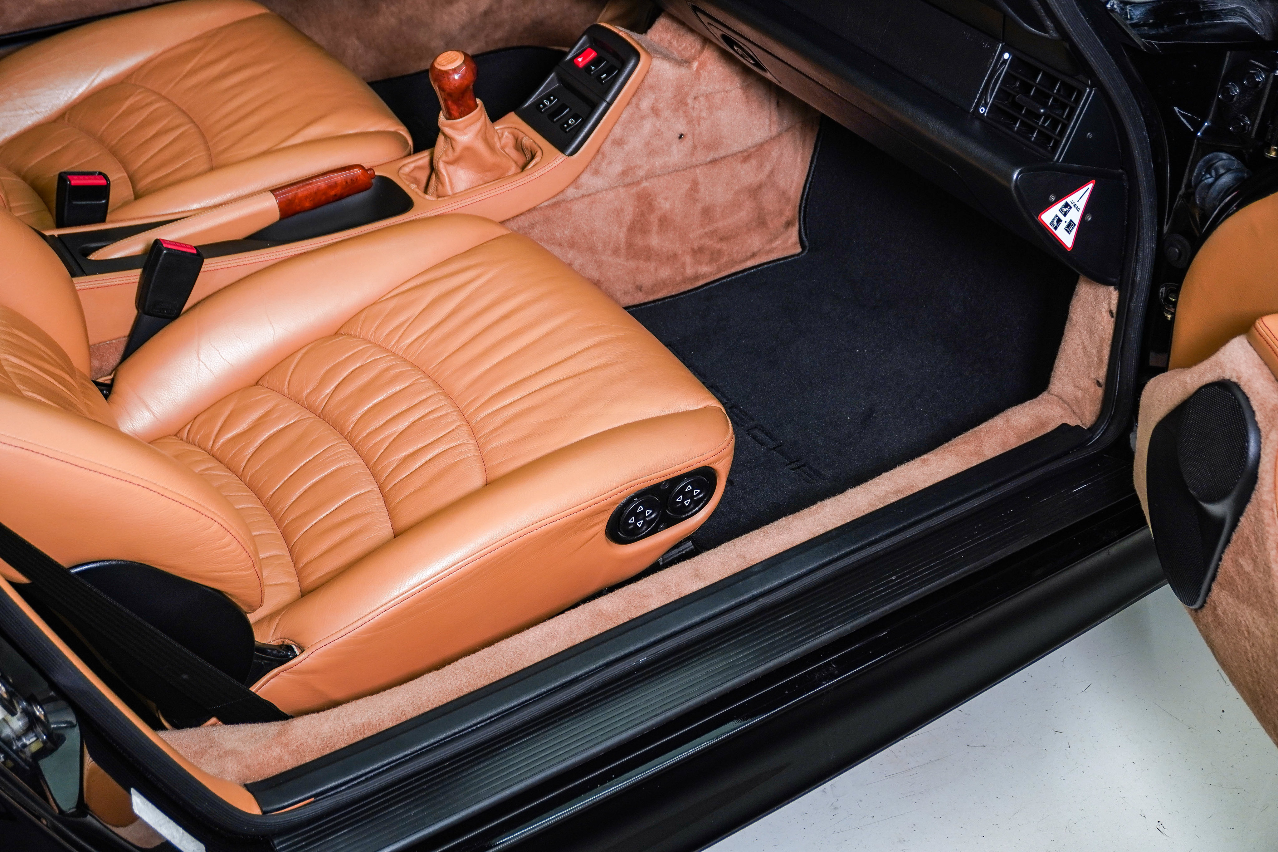 Used 1997 Porsche 911 Turbo AWD/4WD image 20