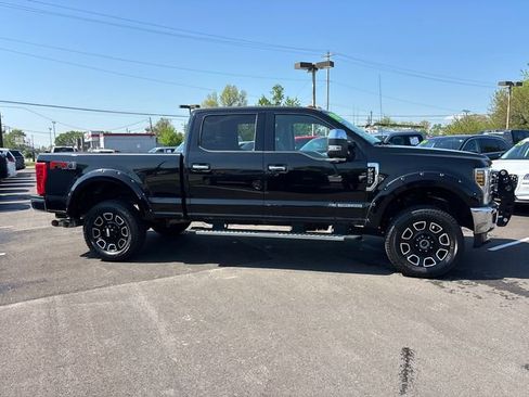 Used 2018 Ford F250 XLT w/ XLT Premium Package AWD/4WD image 28