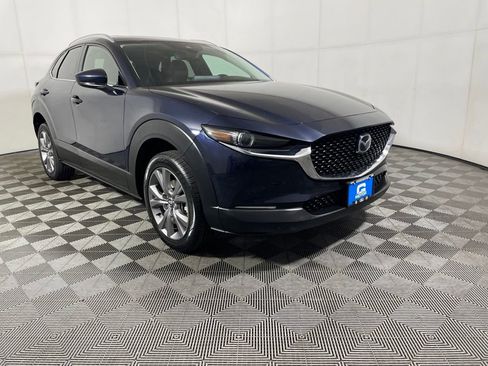 Used 2022 MAZDA CX-30 AWD 2.5 S w/ Premium Package image 2
