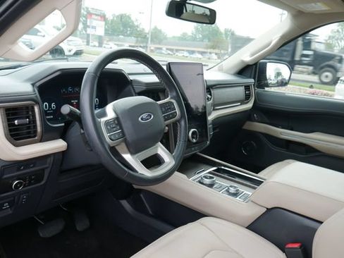 Used 2023 Ford Expedition Max Limited AWD/4WD image 16