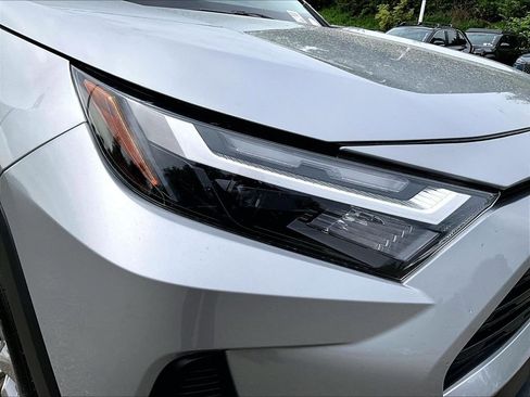 Certified 2024 Toyota RAV4 XLE FWD image 31