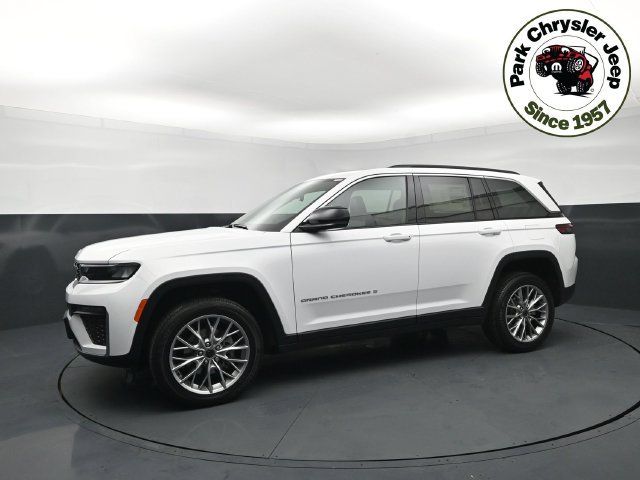 New 2027 Jeep Grand Cherokee Limited AWD/4WD image 2