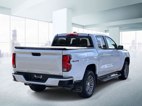 Used 2023 Chevrolet Colorado LT w/ LT Convenience Package AWD/4WD image 4