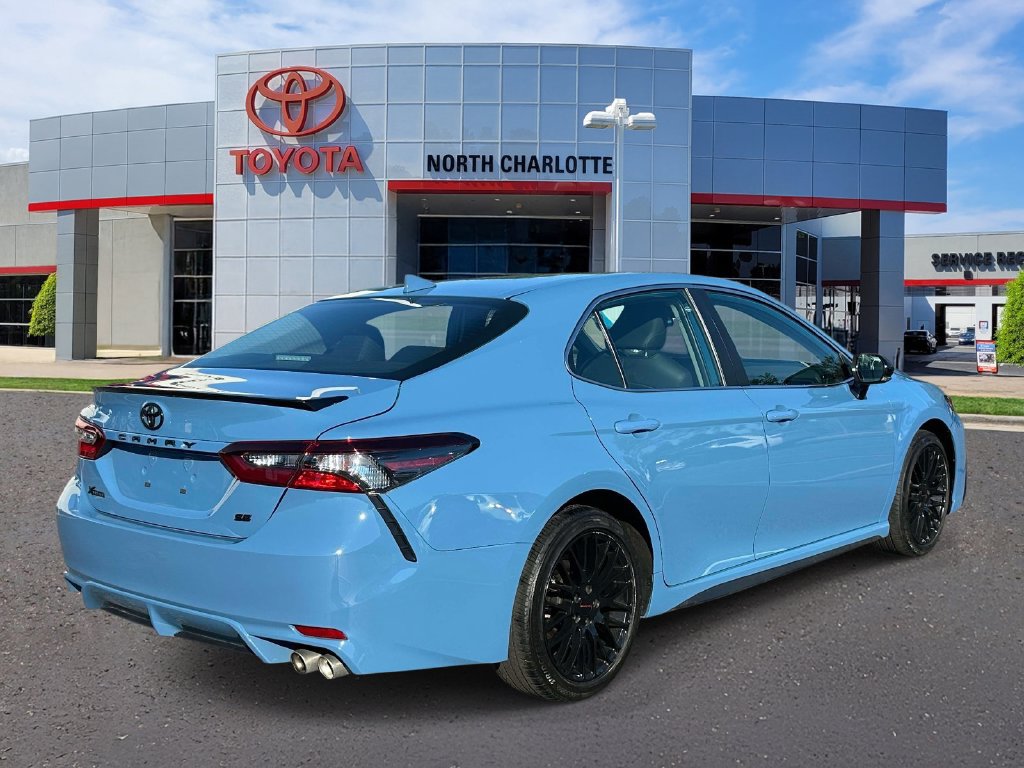 Used 2024 Toyota Camry SE FWD image 8