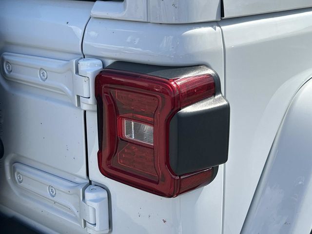 New 2027 Jeep Wrangler Unlimited Sahara AWD/4WD image 12
