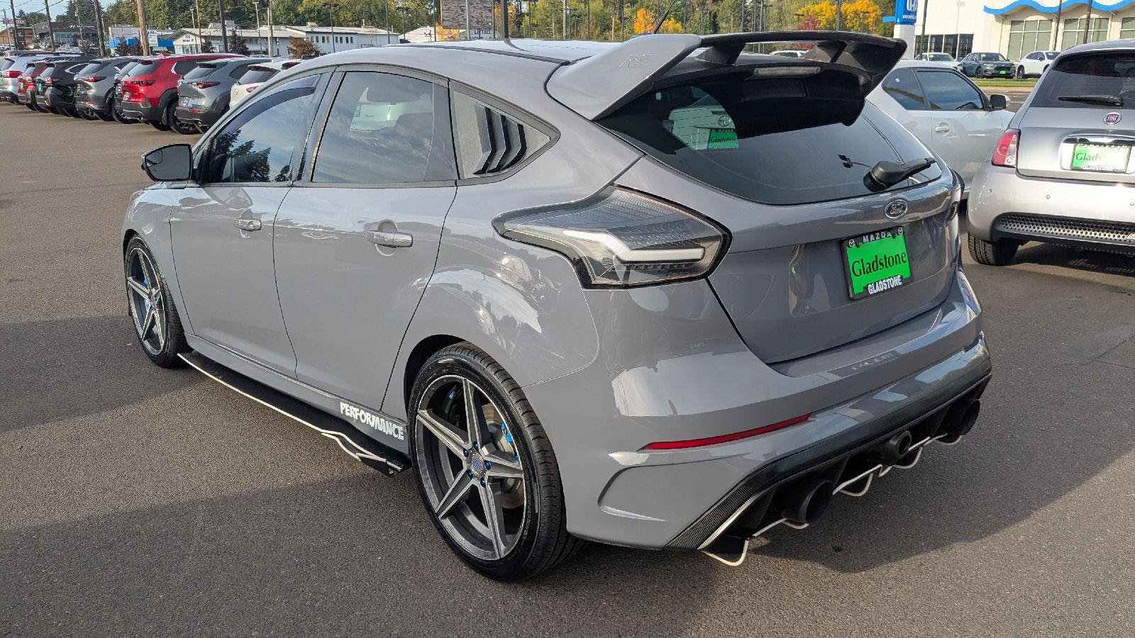 Used 2017 Ford Focus RS AWD/4WD image 4