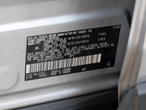 Used 2022 Toyota RAV4 XLE Premium FWD image 18